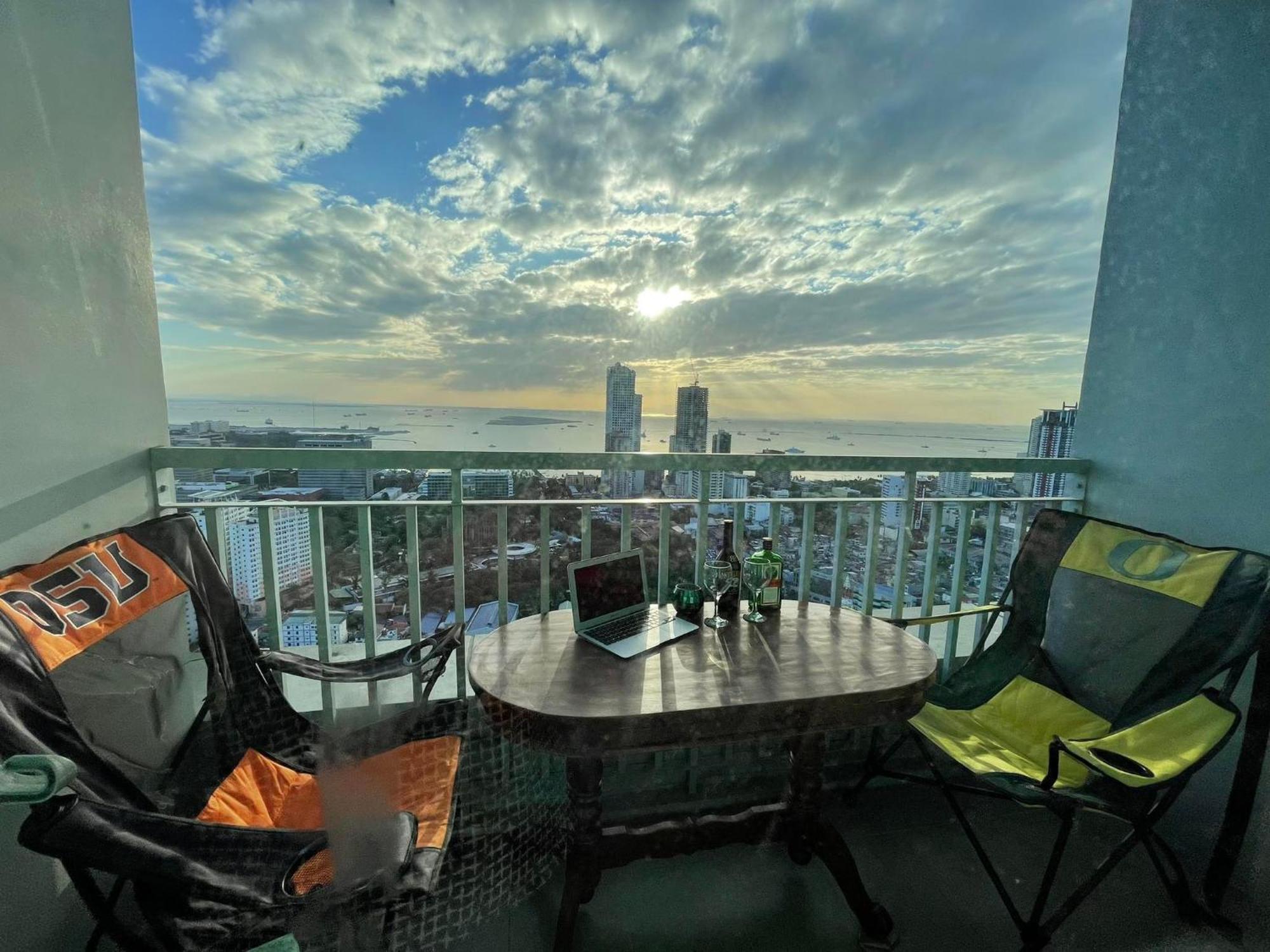 Green Residences Staycation By Pbyy Маніла Екстер'єр фото